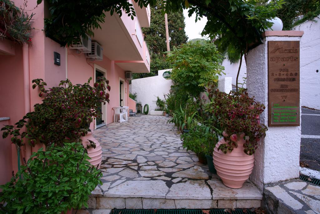 Alexis Apartments Benitses  Quarto foto